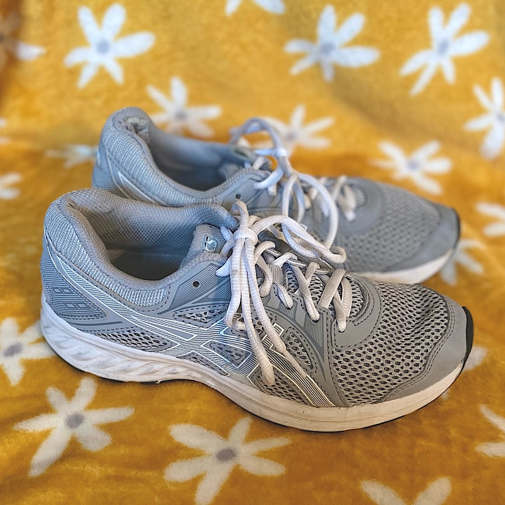 ASICS Women’s Jolt 2 Running Shoes